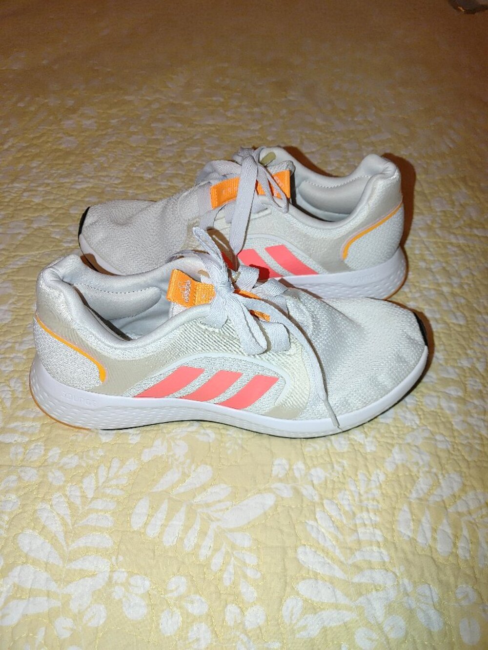 Size 8.5 Adidas Edge Lux Bounce White/Pink